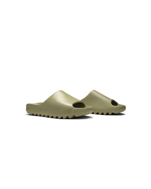 tan yeezy slides