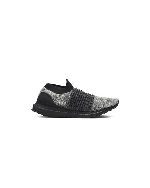 ultra boost laceless black and white