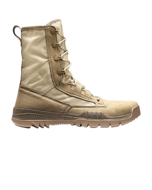 nike field boot