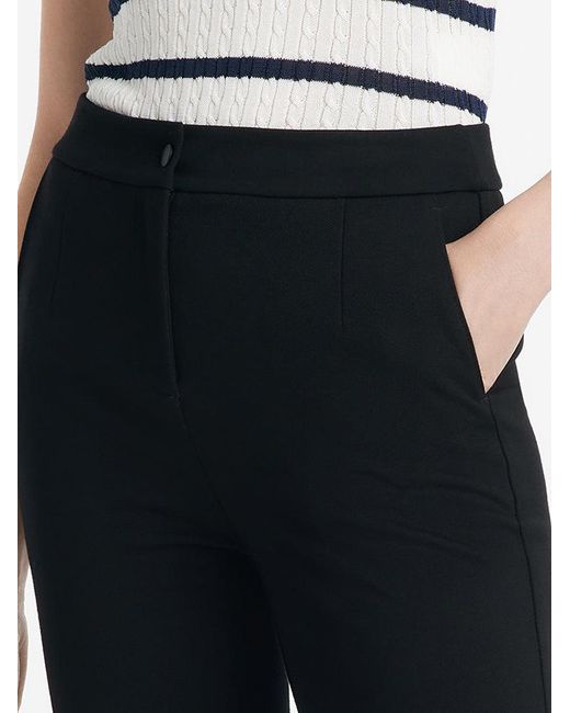 GOELIA Black Slim Micro-Flared Pants