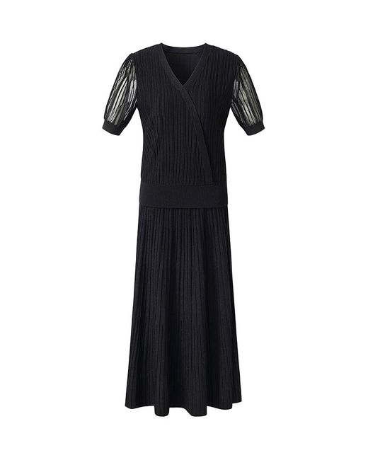 GOELIA Blue Slanted Placket Knit Top And A-Line Pleated Skirt Two-Piece Set