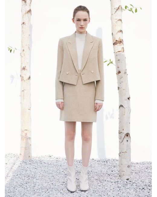 GOELIA White Crop Blazer And Skirt Two-Piece Suit