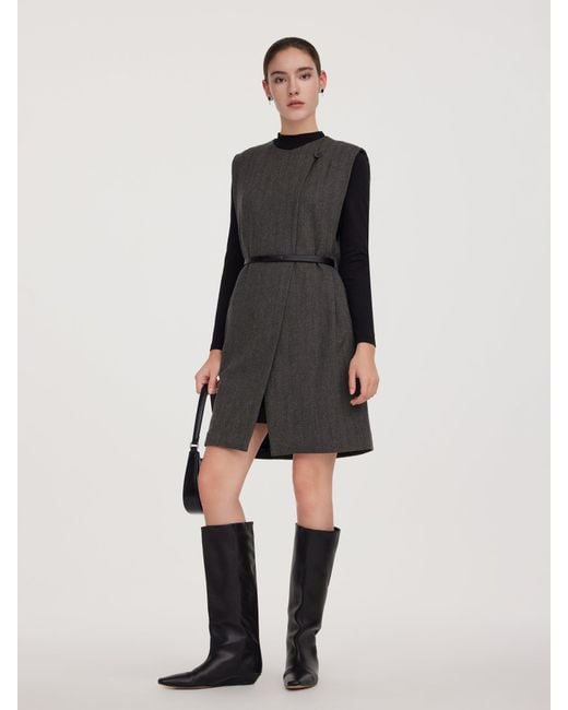 GOELIA Women's Gray 100% Wool Vest And Knit Dress Two-Piece Set With Belt