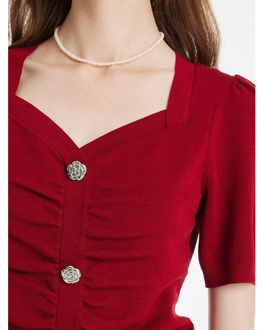 GOELIA Red Tencel-Silk Blend Ruched Knit Top With Rose Shaped Button