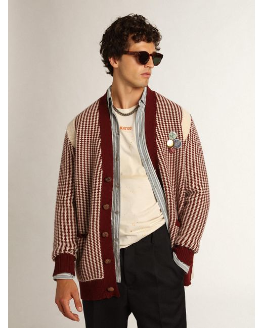 Golden Goose ウール Journeyコレクション カーディガン ウール ホワイト ボルドー ジオメトリックパターン フロントブローチ メンズ Lyst
