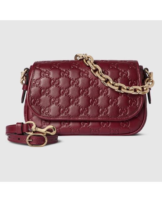 Borsa A Spalla Gg Emblem Misura Piccola di Gucci in Red