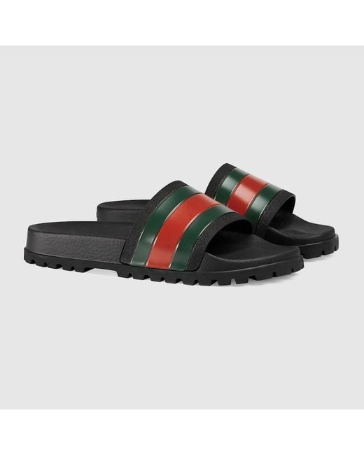 メンズ Gucci ウェブストライプ ラバープールサンダル Black
