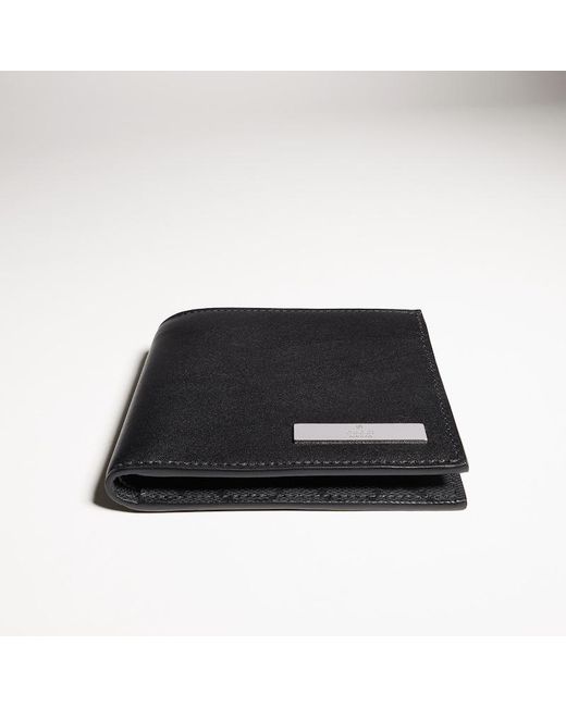 Gucci Black Bi-Fold Wallet With Metal Tag for men