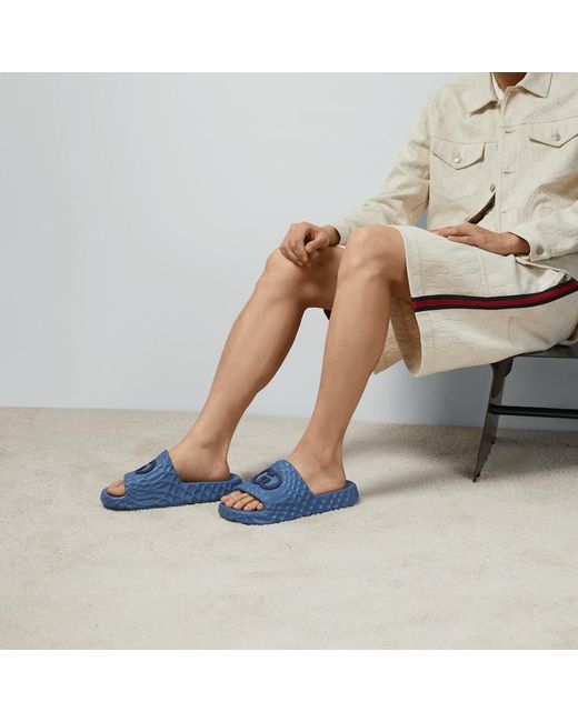 Sandalo Slider Con Incrocio GG di Gucci in Blue da Uomo