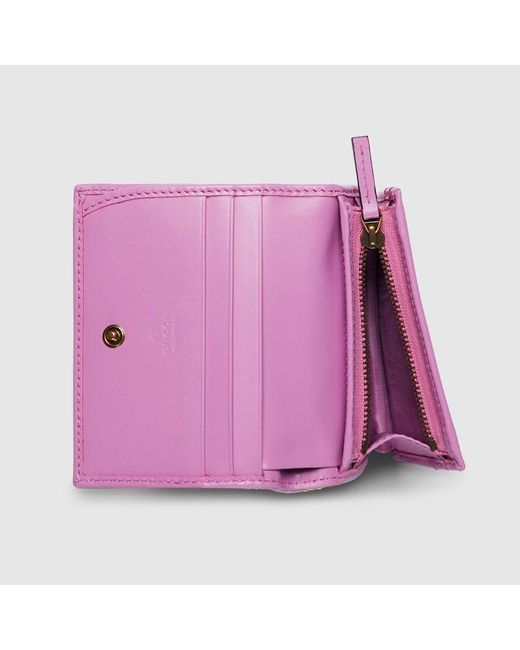 Porte-cartes GG À Deux Volets Gucci en coloris Pink
