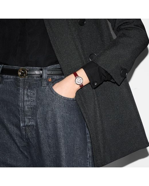 Gucci Red Model 2000 Watch