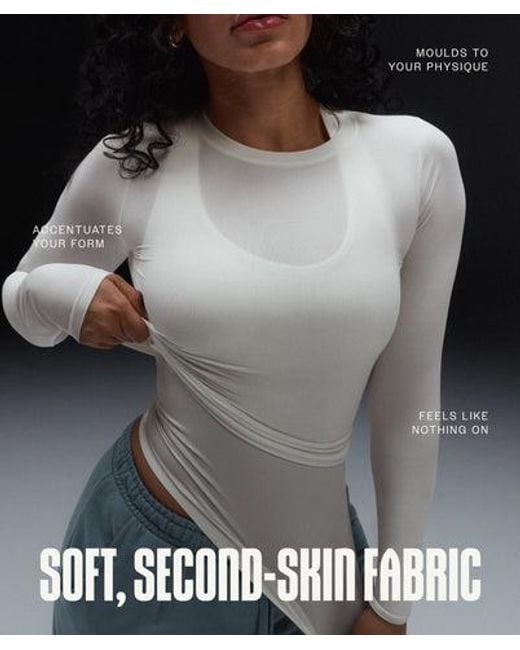 GYMSHARK White Featherform Long Sleeve T-Shirt