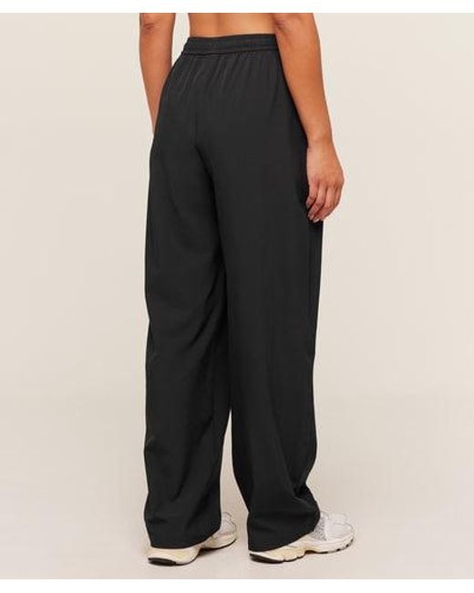 GYMSHARK Black Training Everyday Woven Straight Leg Pants