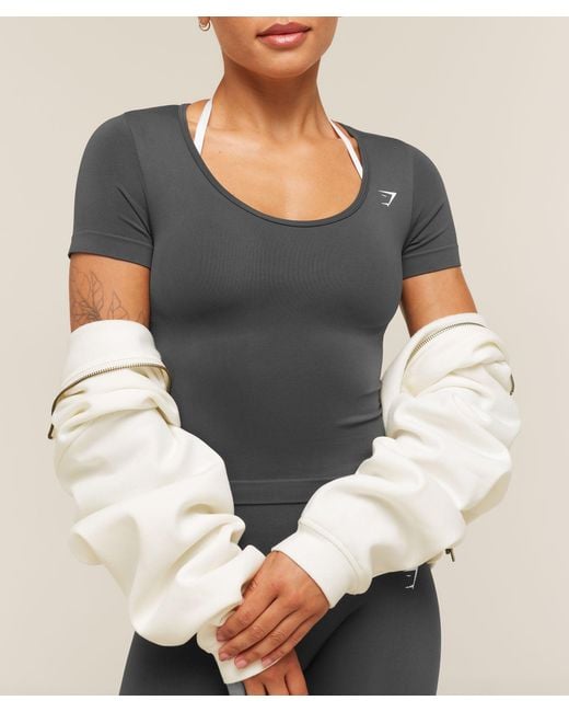 GYMSHARK Gray Everyday Seamless Tight Fit Crew Neck Tee