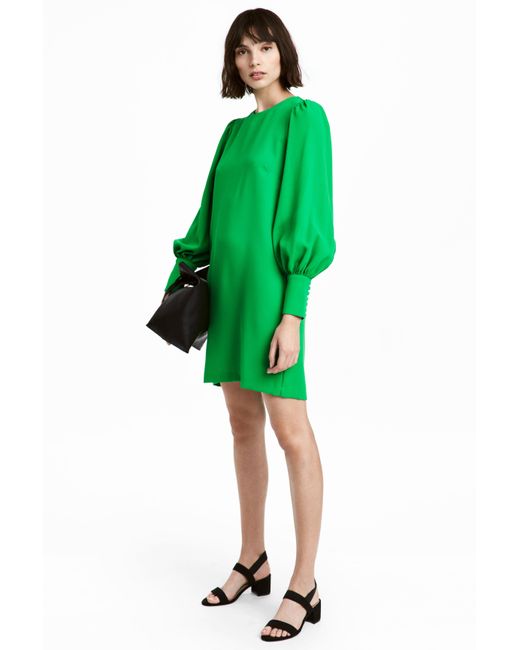 H&M Dress With Puff Sleeves in Green | Lyst Canada