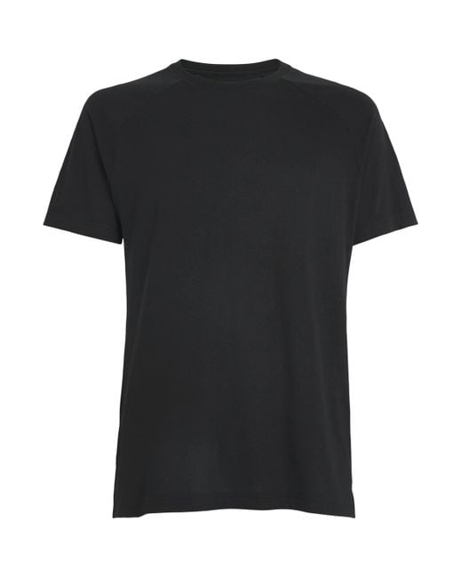 Alo Yoga Black Triumph T-Shirt for men