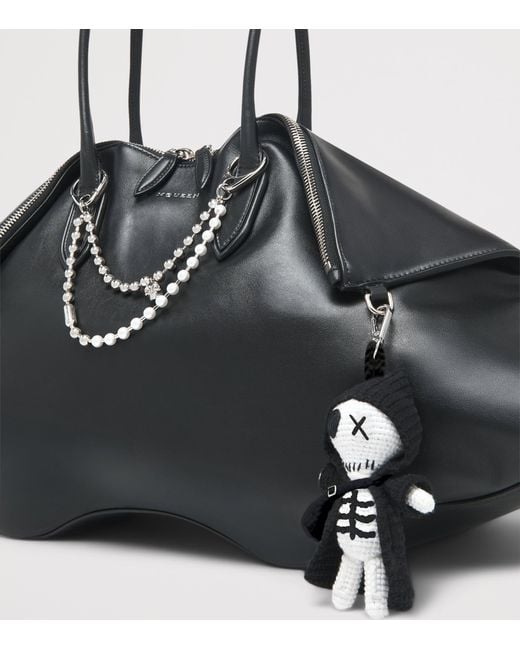 McQueen White Faux Pearl And Skull Charm