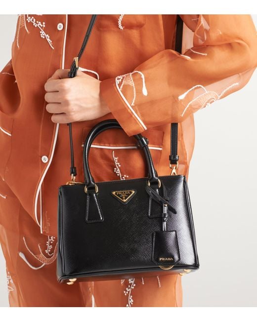 Prada saffiano top handle bag outlet