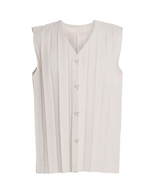Homme Plissé Issey Miyake White Pleated Edge Ensemble Waistcoat for men