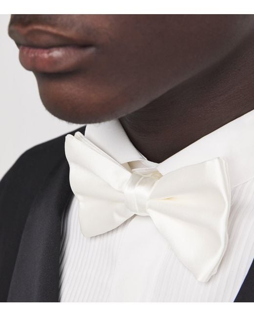 Giorgio Armani White Large Silk Pre-Tied Bowtie for men