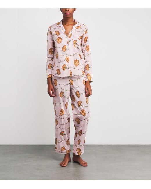 Desmond & Dempsey White Cotton Carnations Pyjama Set