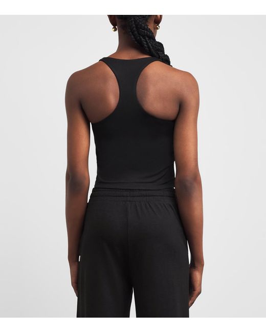 vuori Black Halo Performance 2.0 Crop Top for men