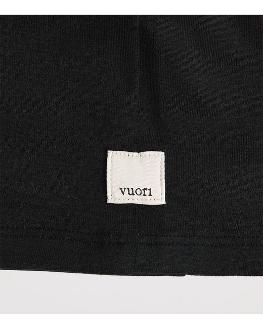 vuori Black Halo Performance 2.0 Crop Top for men