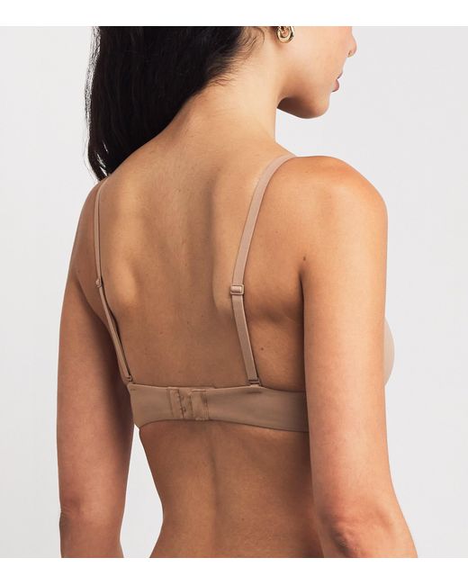 Skims Natural Fits Everybody T-Shirt Bra