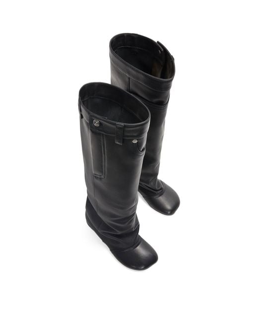 https://cdna.lystit.com/520/650/n/photos/harrods/2de55652/loewe-black-Leather-Toy-Boots.jpeg