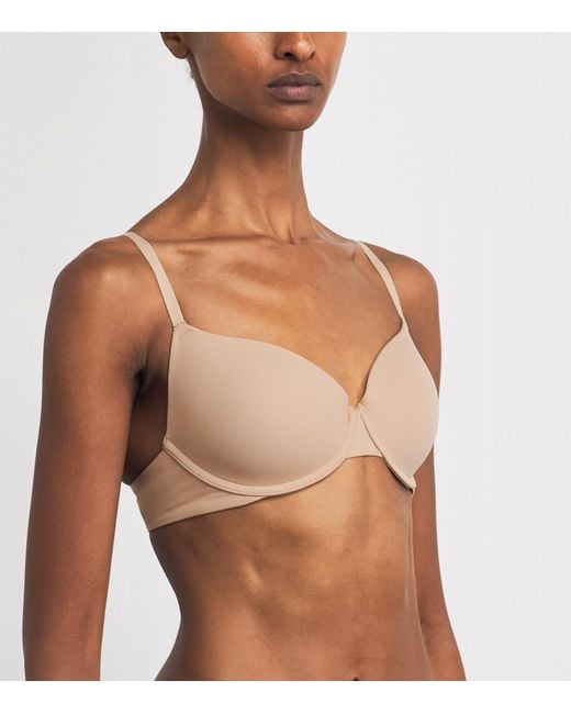 Skims Natural Fits Everybody T-Shirt Bra