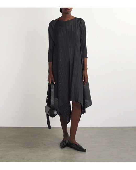 Pleats Please Issey Miyake Salt Solid Midi Dress in Black | Lyst