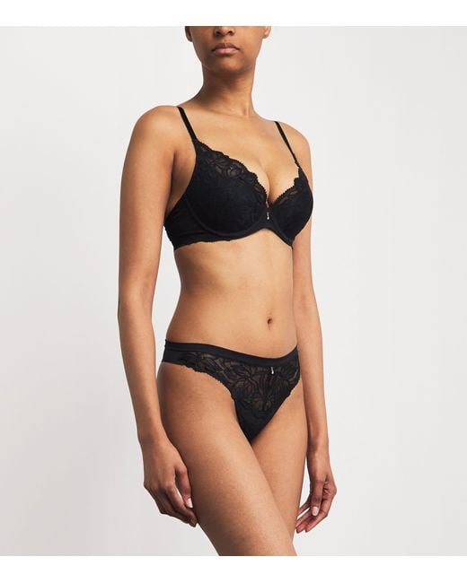 Wacoal Black Lace-Trim Abéllia Tanga