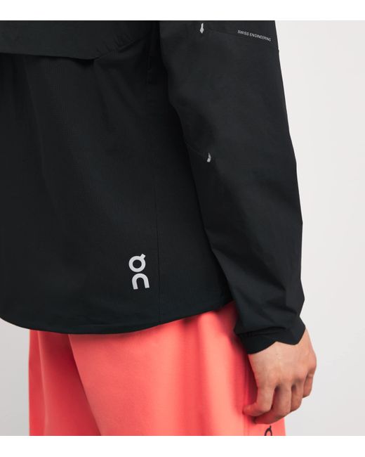 On Shoes Blue Core Running Jacket for men