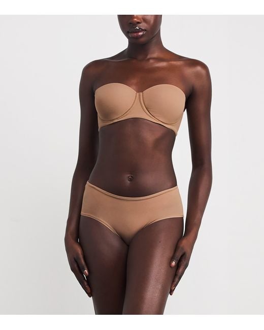 Skims Natural Fits Everybody Strapless Bra