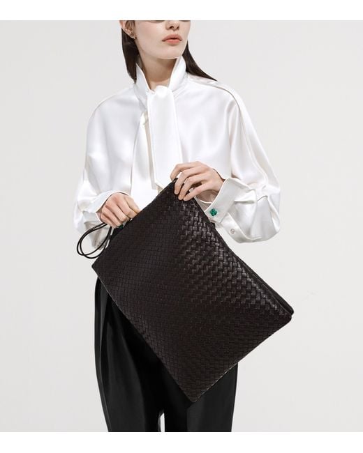 Bottega Veneta Black Leather Giornale Pouch