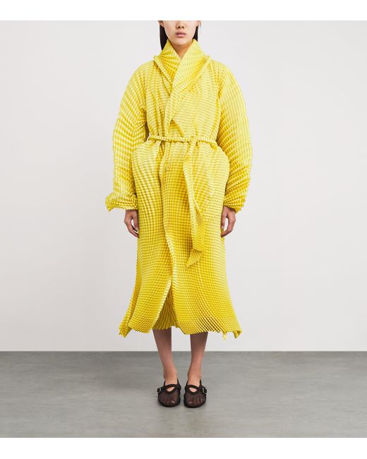 Issey Miyake Yellow Hand Pleats Stripe Coat