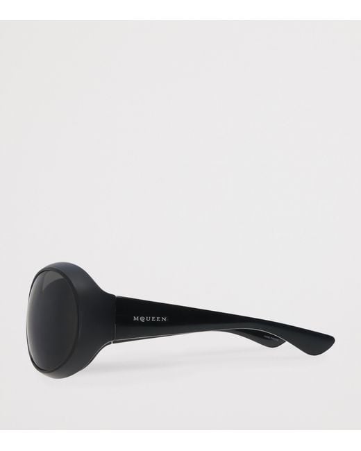 McQueen Black Round Kate Sunglasses