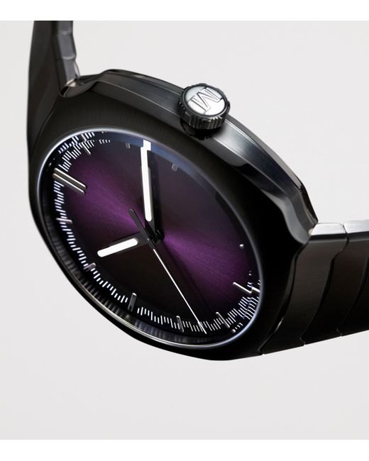 H. Moser & Cie Metallic Stainless Steel Streamliner Centre Seconds Watch for men