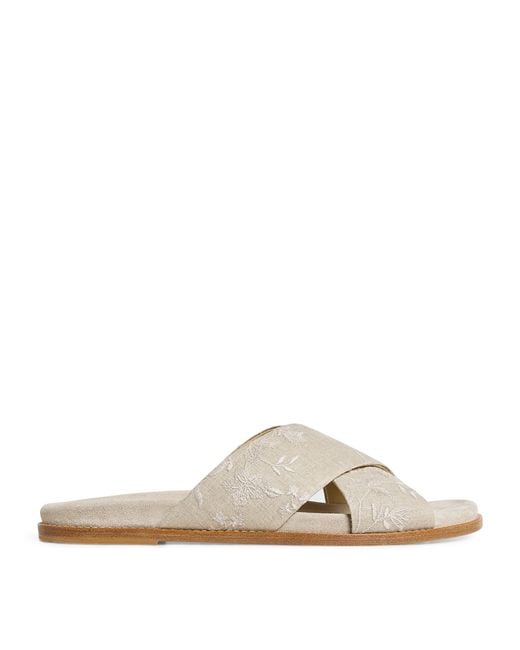 Eleventy White Embroidered Crossover Slides