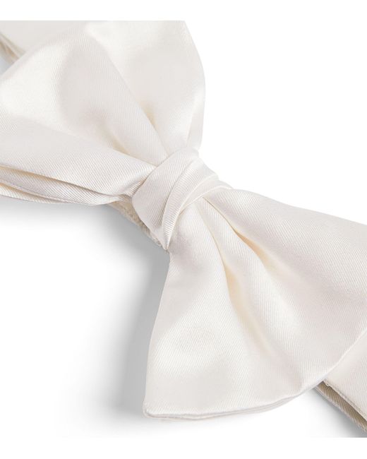 Giorgio Armani White Large Silk Pre-tied Bowtie for men