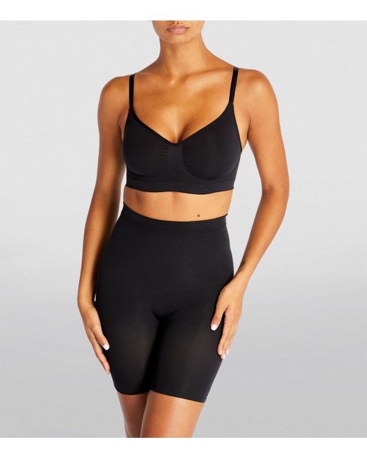 Skims Black Seamless Sculpt Mid-Thigh Shorts