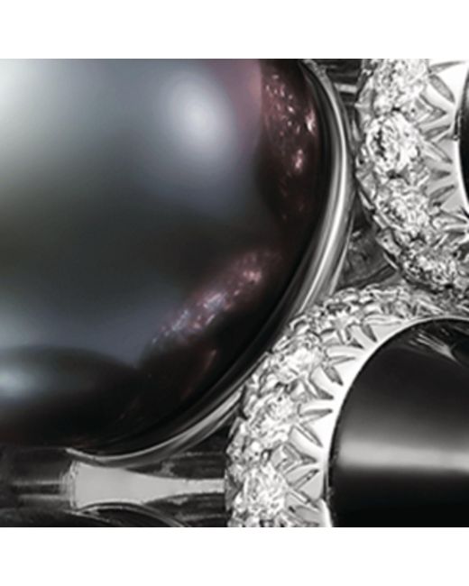 Cartier Black White Gold, Diamond, Onyx And Pearl Clash De Single Earring