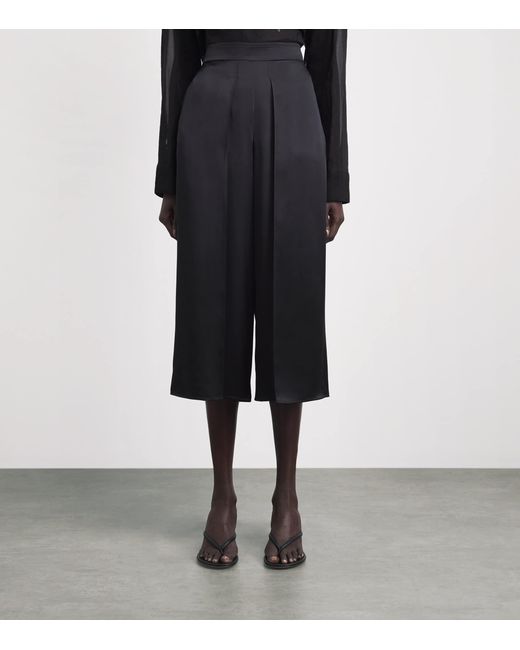 Eleventy Black Silk Pleated Cropped Trousers
