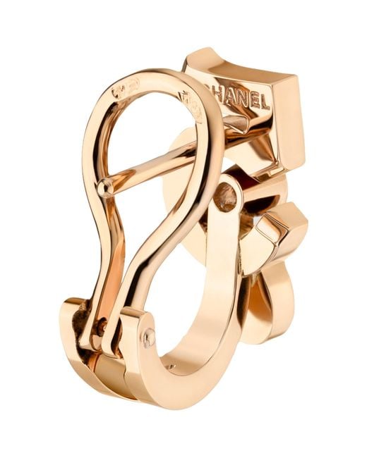 Chanel Metallic Beige Gold And Diamond N ̊5 Single Clip-on Earring