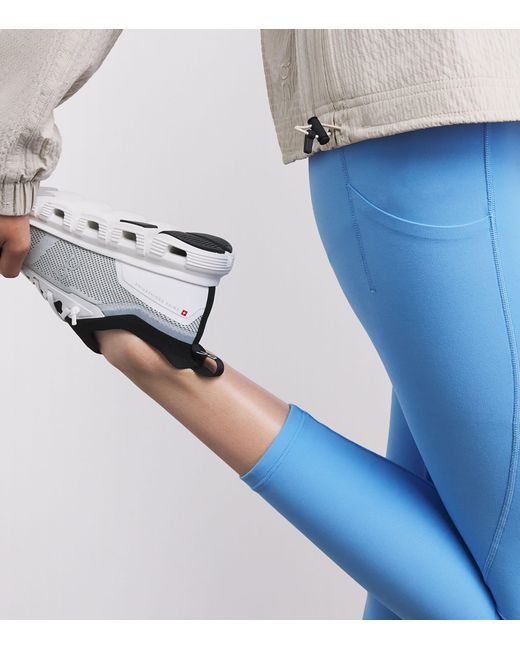 On Shoes White Cloud 6 Versa Trainers