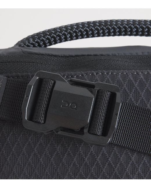 On Shoes Black Waist Pack 2L Lite Belt Bag