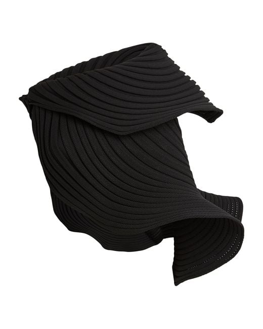 Issey Miyake Black One-shoulder Infinite Top
