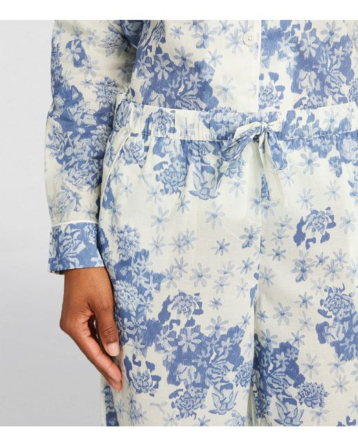 Desmond & Dempsey Blue Cotton Floral Pyjama Set
