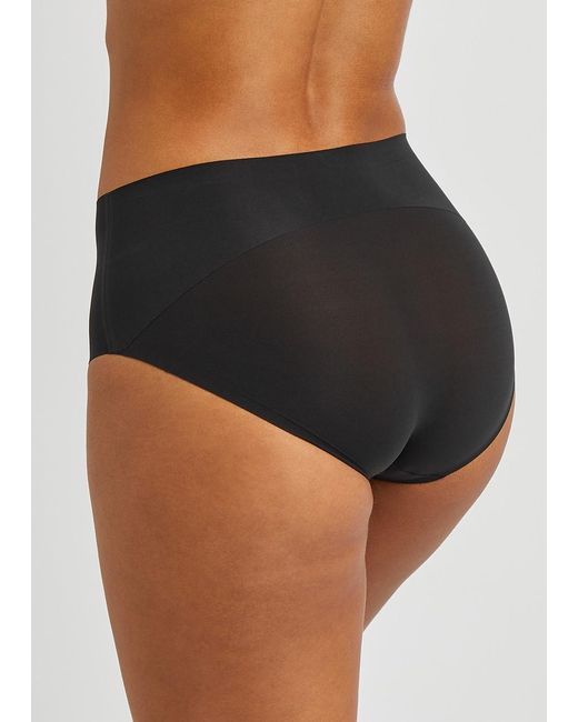 Spanx Black Undie-Tectable Seamless Briefs