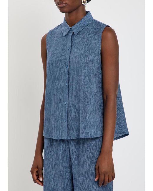Eileen Fisher Blue Crinkled Sleeveless Woven Shirt